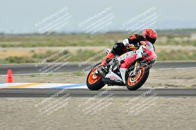 media/Apr-18-2025-TrackDaz (Fri) [[45f5874c44]]/C Group/Session 1 (Turn 7)/